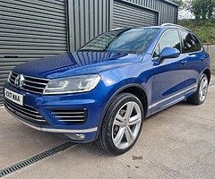 2017 Volkswagen Touareg 3.0 Tdi V6 R-line Plus - Image 3/10