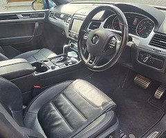 2017 Volkswagen Touareg 3.0 Tdi V6 R-line Plus - Image 9/10