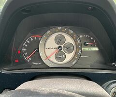 2002 Lexus IS 200 - Image 6/8