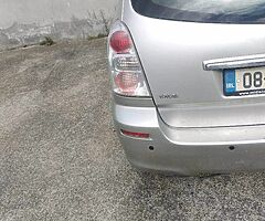 2008 Toyota Corolla verso Grey
