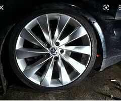 19 inch alloys