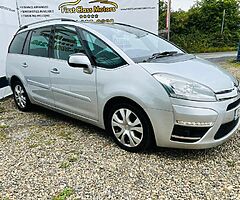 2013 Citroen C4 Grand Picasso 7 seater we finance