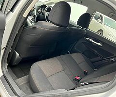2013 Toyota Auris Automatic 1.4 we finance - Image 7/10