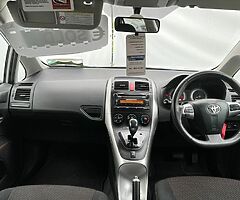 2013 Toyota Auris Automatic 1.4 we finance - Image 8/10
