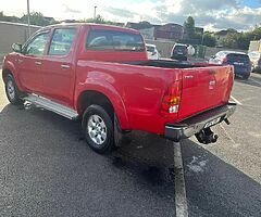 Toyota Hilux tax+doe