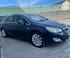 2011 Vauxhall / Opel Astra Elite 2.0 CDTI 165PS