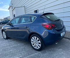 2011 Vauxhall / Opel Astra Elite 2.0 CDTI 165PS - Image 4/10