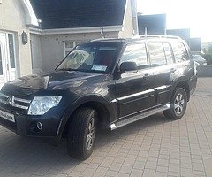 Mitsubishi pajero 08