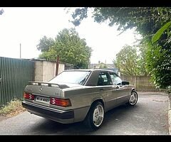 Mercedes 190