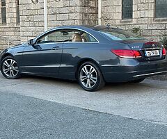 Mercedes E class 2.2 diesel . Coupe . Low km
