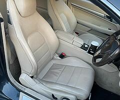 Mercedes E class 2.2 diesel . Coupe . Low km - Image 6/10