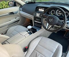 Mercedes E class 2.2 diesel . Coupe . Low km - Image 8/10