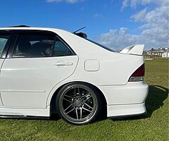 Toyota altezza