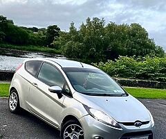 2011 Ford Fiesta