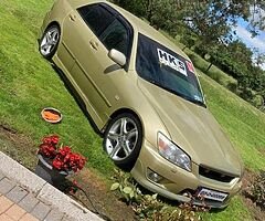 Lexus is200
