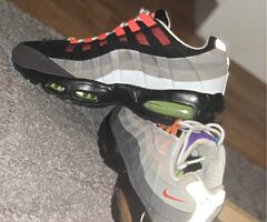 Air max 95s
