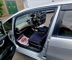 Honda Fit 1.3 Hybrid GUARANTEE 3 MOUNTS - Image 8/10