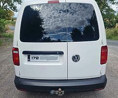 Volkswagen Caddy 2 0 TDI - Image 7/10