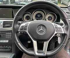 2015 Mercedes-Benz E220 BLUETEC AMG NIGHT EDT - Image 5/8