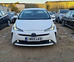 2019 Toyota PRIUS ACTIVE UK MODEL 