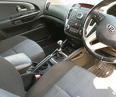 Kia Ceed - Image 4/7