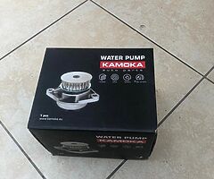 Bmw e39 530d m57 water pump NEW