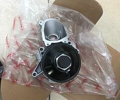 Bmw e39 530d m57 water pump NEW