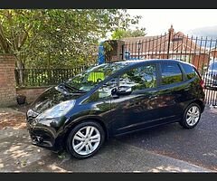 To Rent AUTOMATIC CARS - Image 3/5