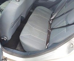 2010 Ford fiesta zetec - Image 6/8