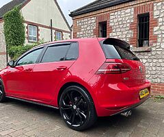 2014 Volkswagen Golf - Image 4/9