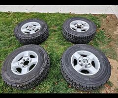 Navara/Pajero alloys new tyres