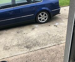 2004 Volkswagen Passat - Image 5/6