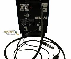 Brand new Mig welder 220  gas or gasless