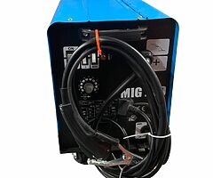 Brand new Mig welder 220  gas or gasless - Image 4/4