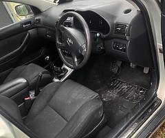 Toyota - Image 4/4