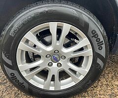 2012 Volvo XC90 - Image 8/10