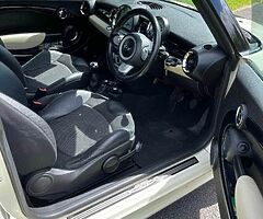 Mini Cooper 2010 John Cooper Work - Image 7/10