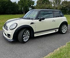 Mini Cooper 2010 John Cooper Work - Image 10/10