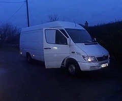  - Image 8/10