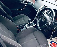 2012 Vauxhall Astra - Image 10/10