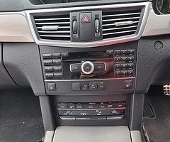 2011 MB E220 - Image 7/10