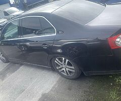 Sunroof mk5 Jetta - Image 7/7