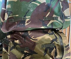 Rucksack / Daysack Defence Forces Rocket Pouches and yoke. - Image 6/6