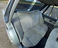 Daihatsu Charmant 1600 LHD - Image 7/10