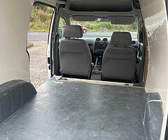 2006 Volkswagen Caddy - Image 4/6