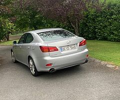 Lexus is250 - Image 4/8