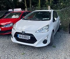 Toyota Aqua Hybrid Automatic