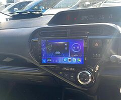 Toyota Aqua Hybrid Automatic - Image 8/10