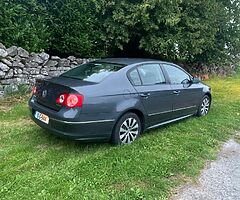VW Passat 1.6tdi Bluemotion - Image 4/8