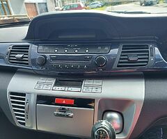 Honda FR-V - Image 8/10